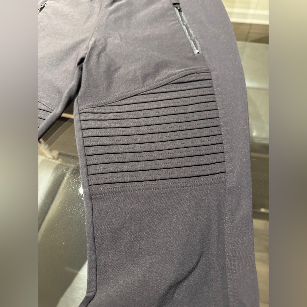 Athleta Black Hybrid Moto Tights - Picture 6 of 16